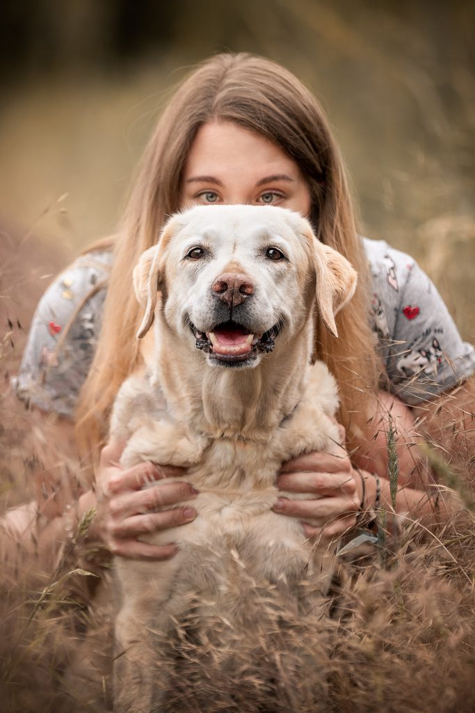 *Claudi & Lio* *Claudi & Lio*