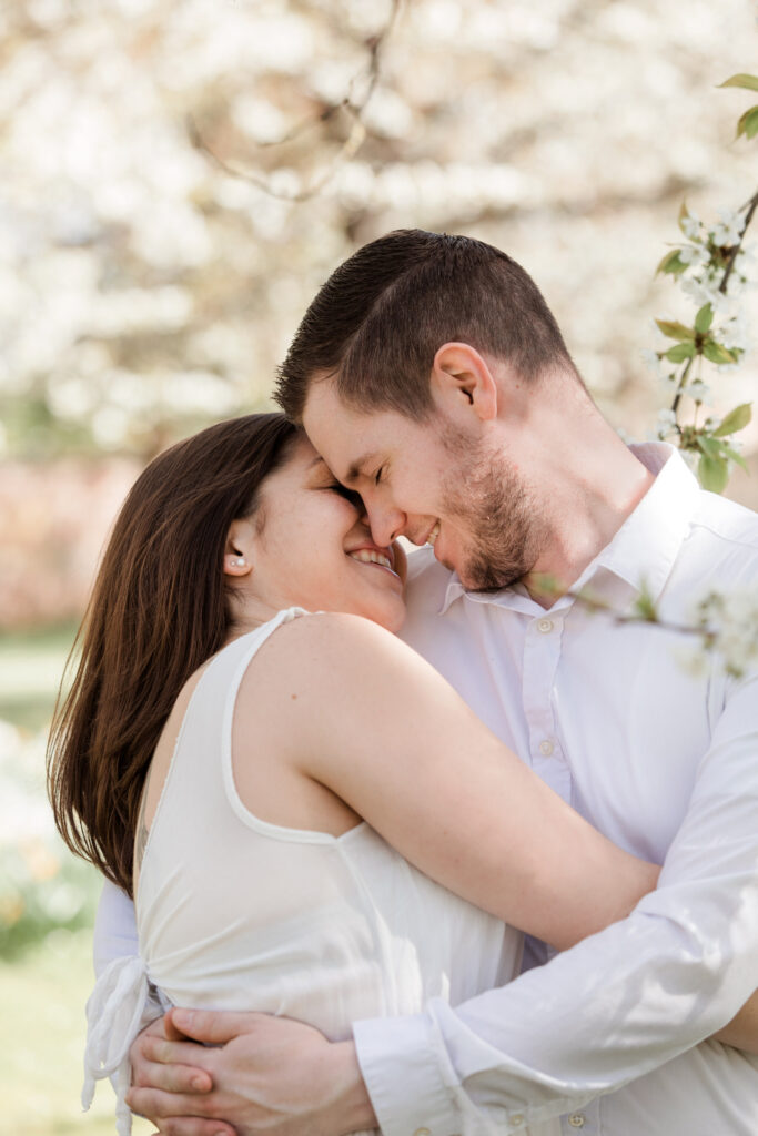 *Maren & Rafel* *Maren & Rafel*