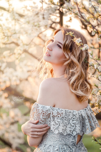 *Christina* *Christina*