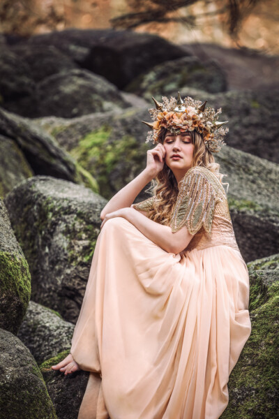 *Stolze Königin* *Stolze Königin*